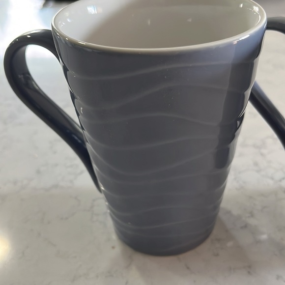 Set of 2 Coffee Cups - Picture 2 of 3